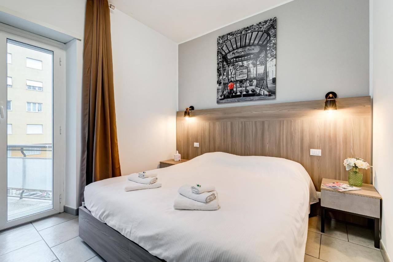 B&B Casa Der Poeta Roma Esterno foto