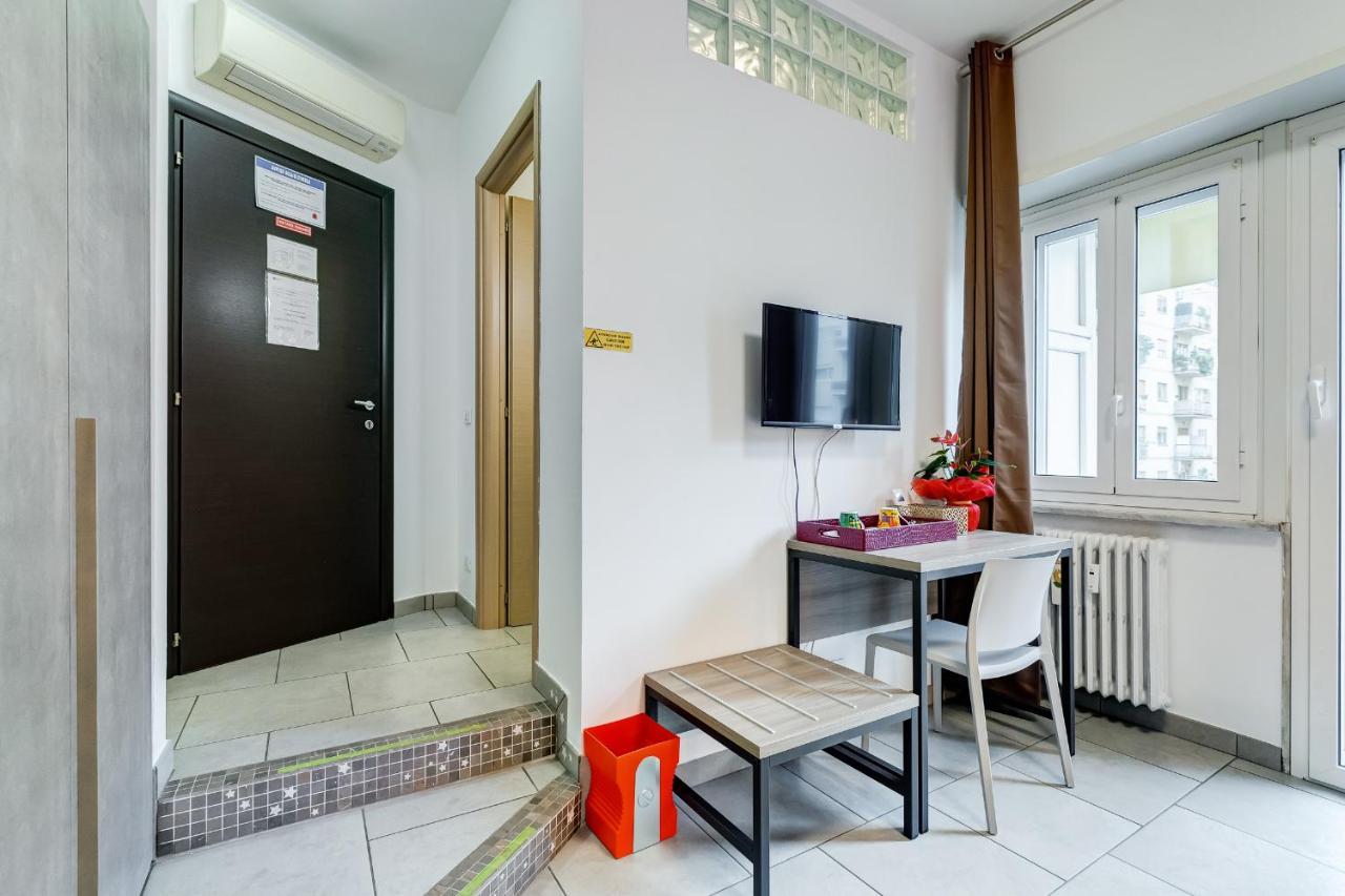 B&B Casa Der Poeta Roma Esterno foto